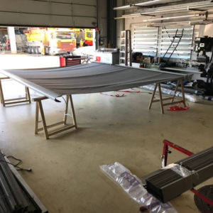 Read more about the article Grosser Service an Kassettenmarkise